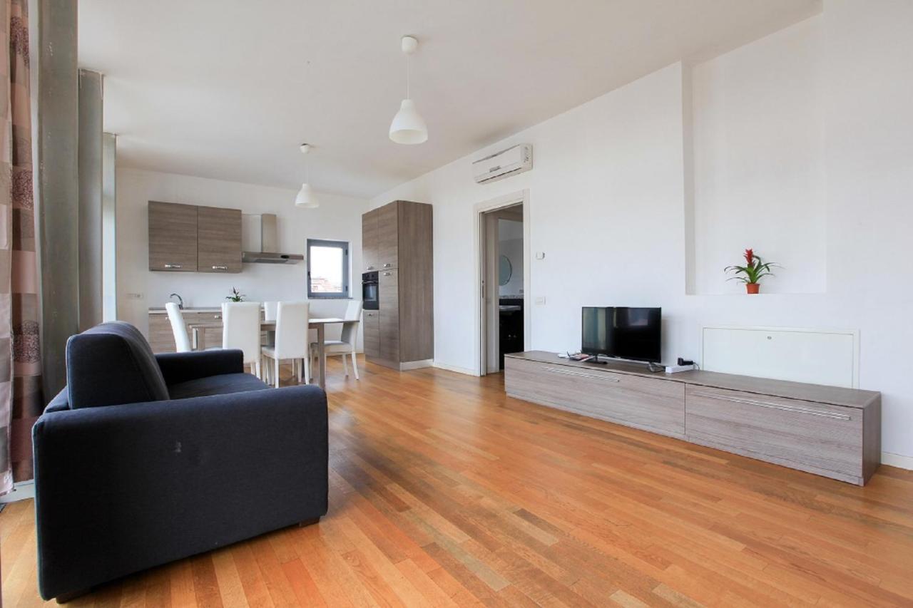 Red Line Apartments Milano Exterior foto