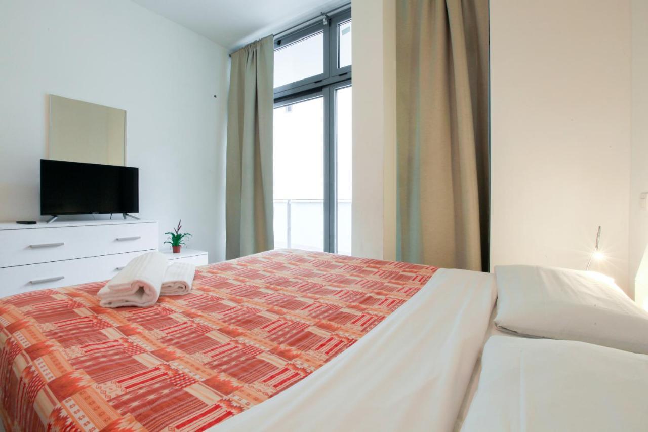 Red Line Apartments Milano Exterior foto