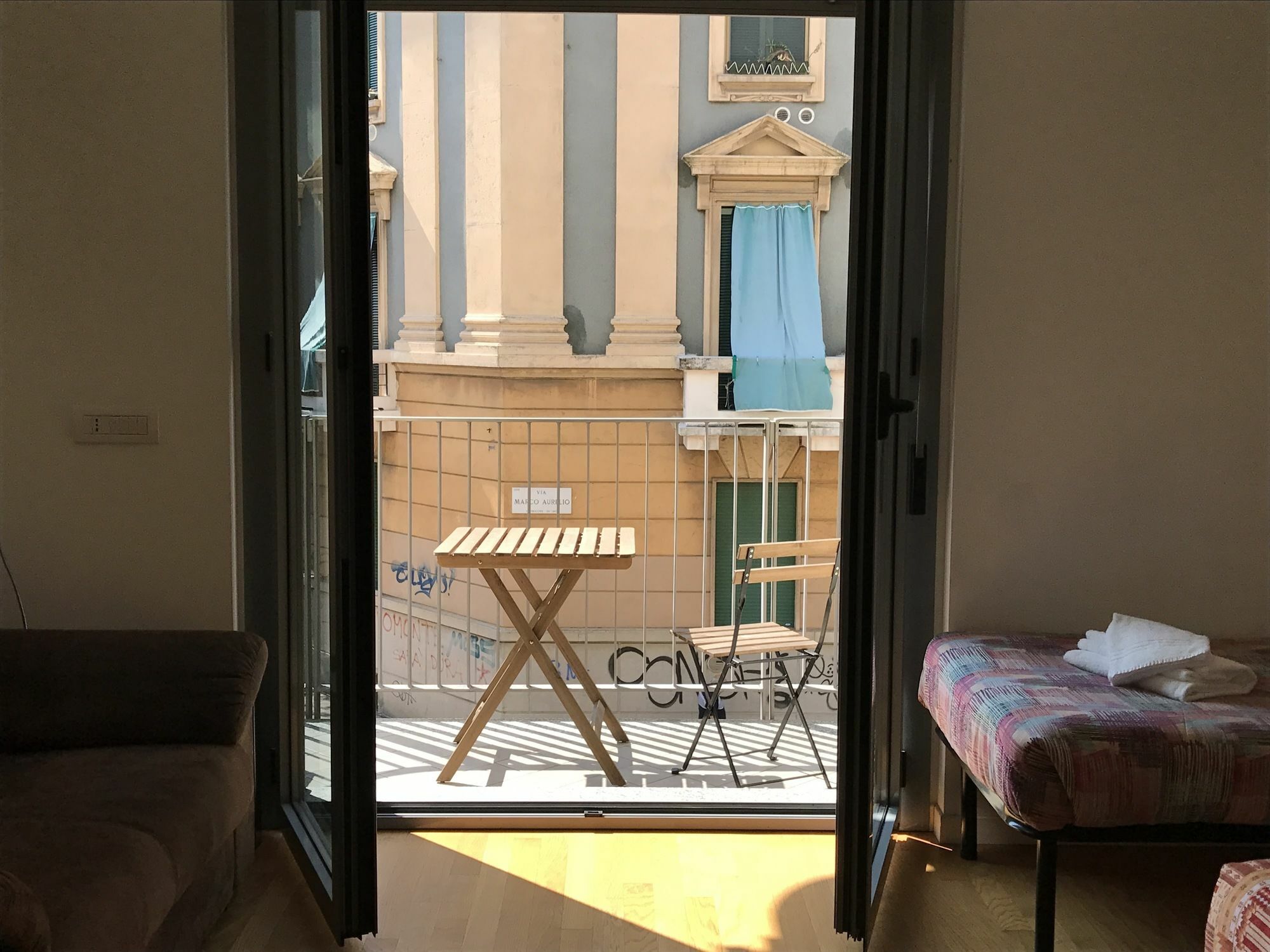 Red Line Apartments Milano Exterior foto